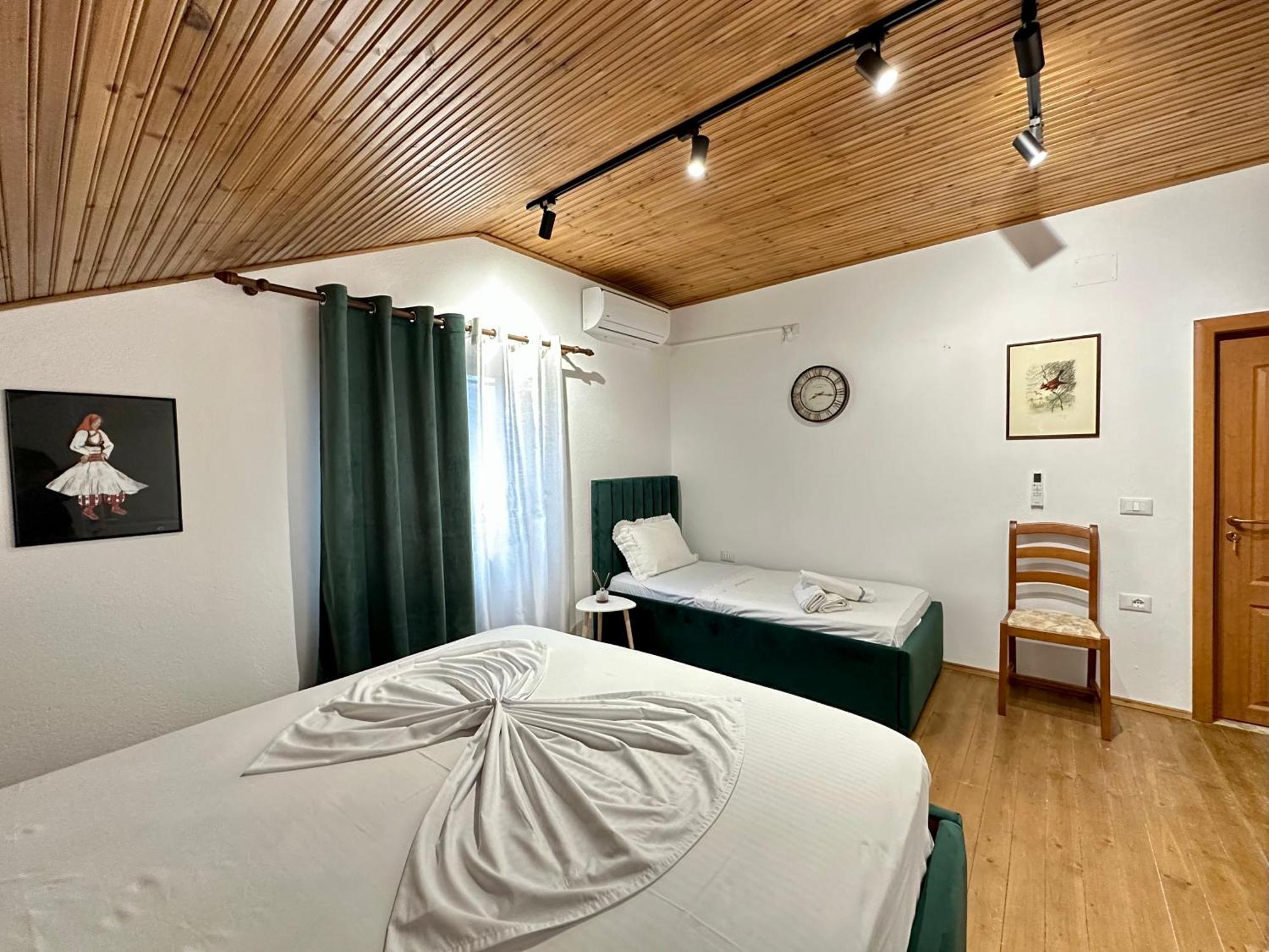 Lakeview Escape Koman Eksteriør billede