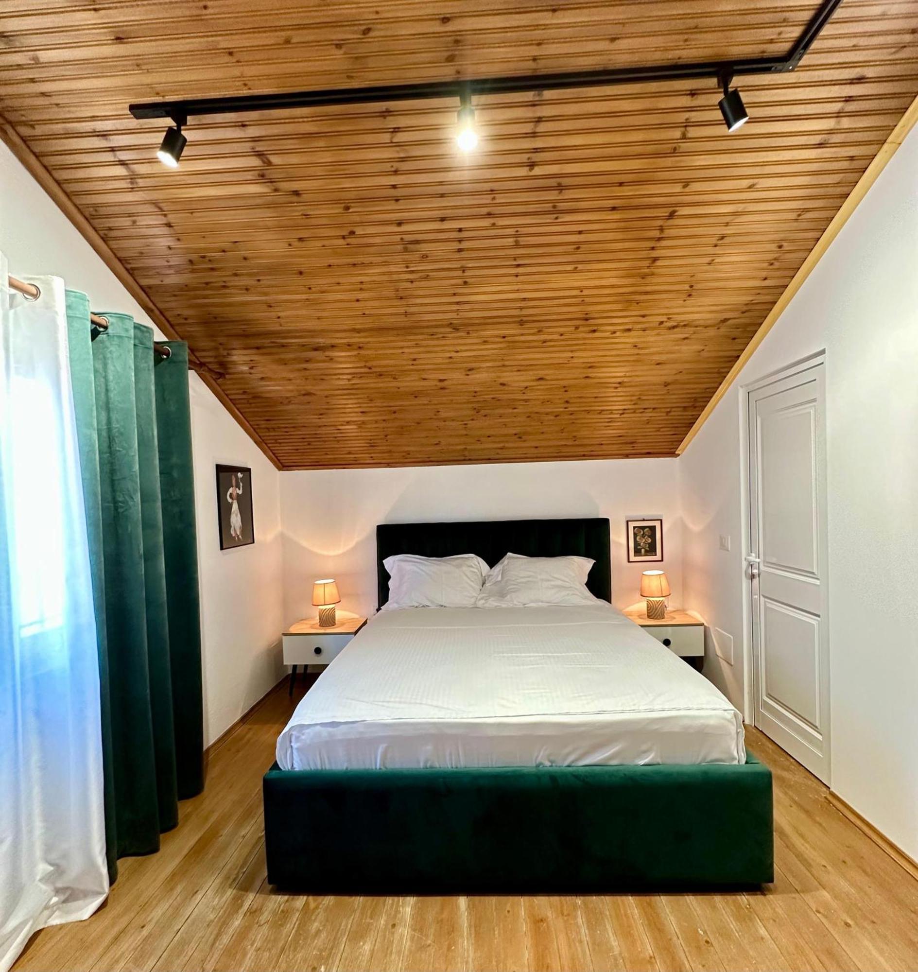 Lakeview Escape Koman Eksteriør billede